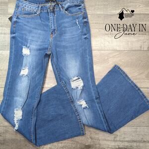 Almost Famous Juniors Distressed High Rise Flare Jeans Size 11